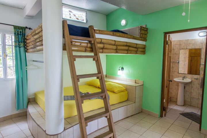Room 20 of 97