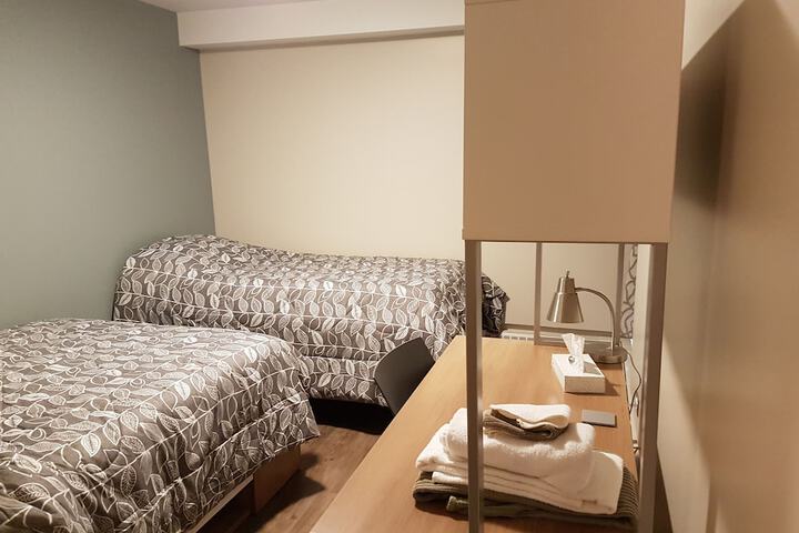 Room 4 of 17