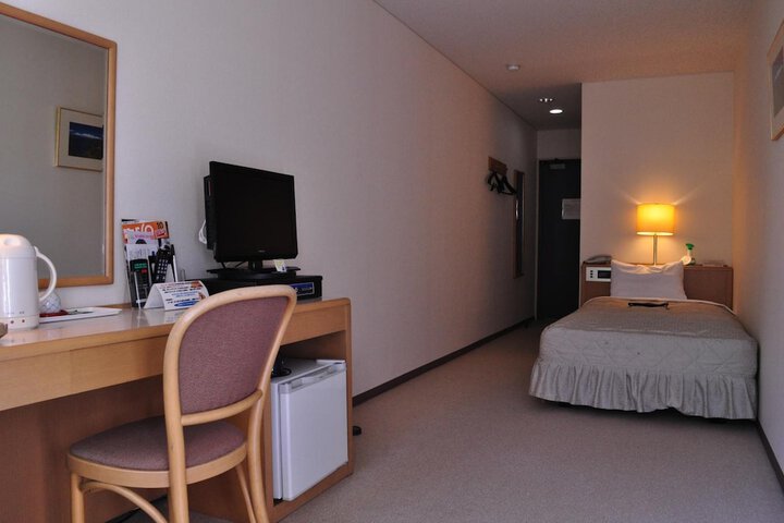 Room 5 of 22