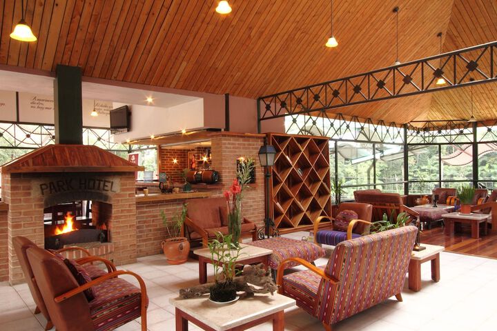 Hotel Interior 4 of 131