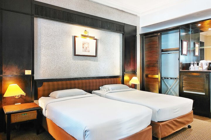 Room 18 of 71