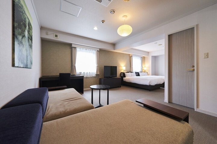 Room 18 of 31