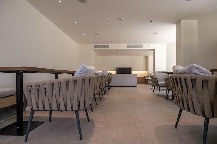 Hotel Interior 15 of 127
