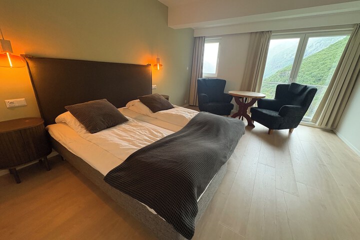 Room 15 of 59