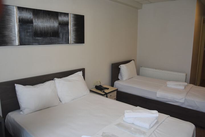 Room 13 of 14