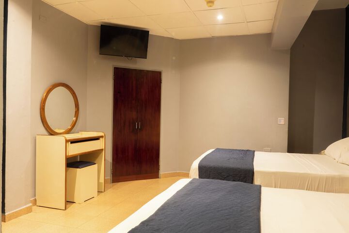 Room 16 of 54
