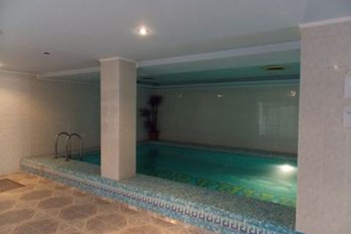 Pool 33 of 45