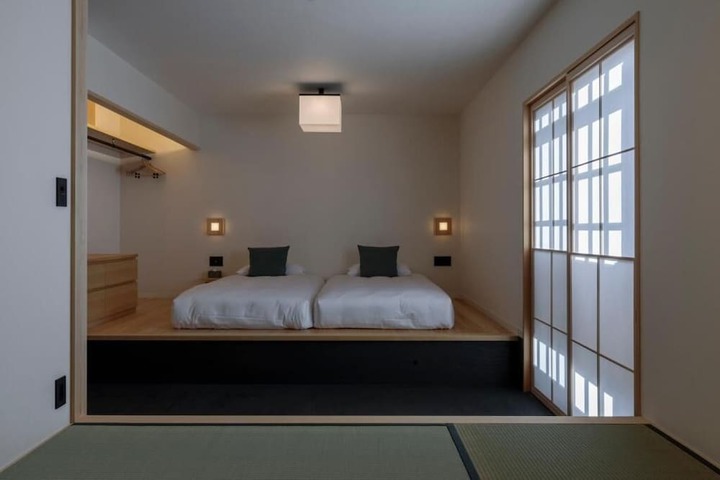 Room 4 of 47