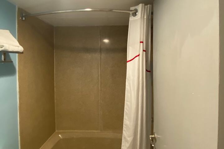Suite 2 Queen Beds (11 of 21)