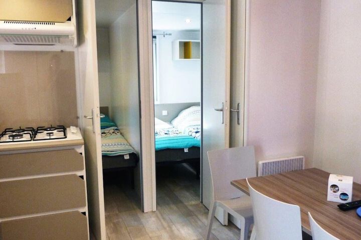 Room 90 of 182