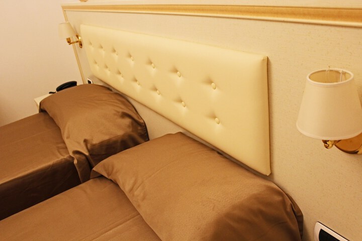 Room 10 of 52