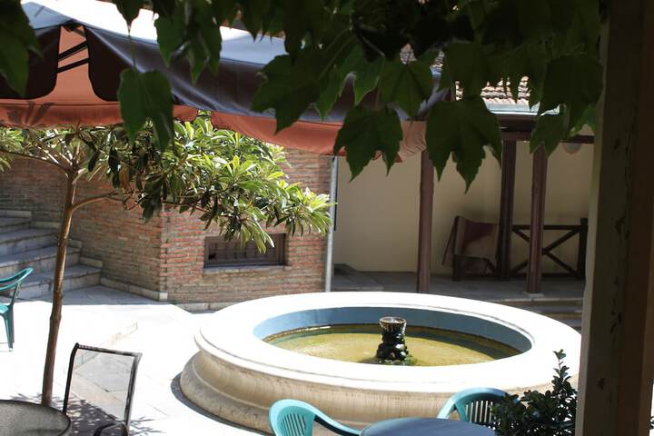 Hotel Exterior 40 of 51