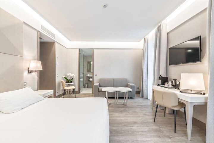 Room 20 of 40