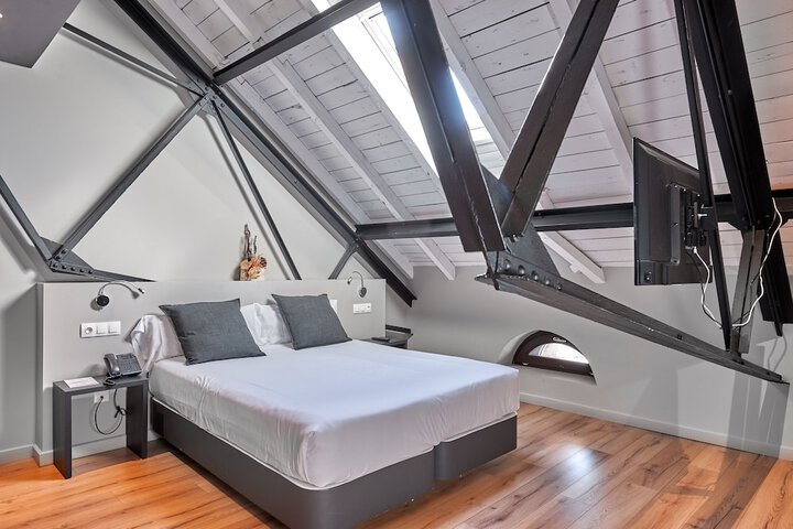 Room 20 of 62