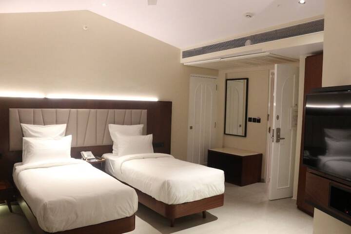 Room 11 of 57