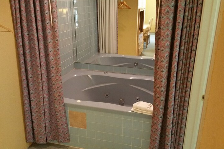 Room 22 of 46