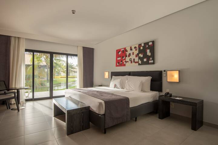 Room 10 of 97