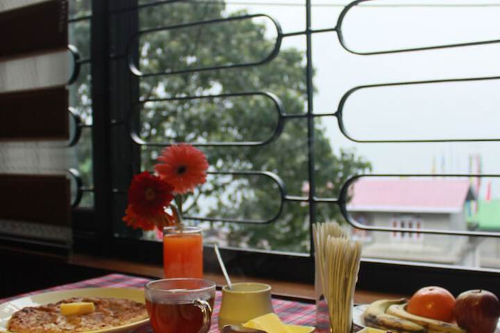 Breakfast/Coffee Service 30 of 32