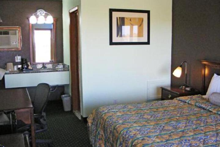 Photo 10