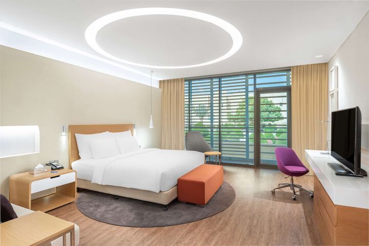 Room 15 of 128