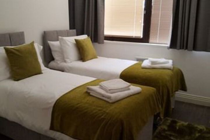 Room 6 of 26