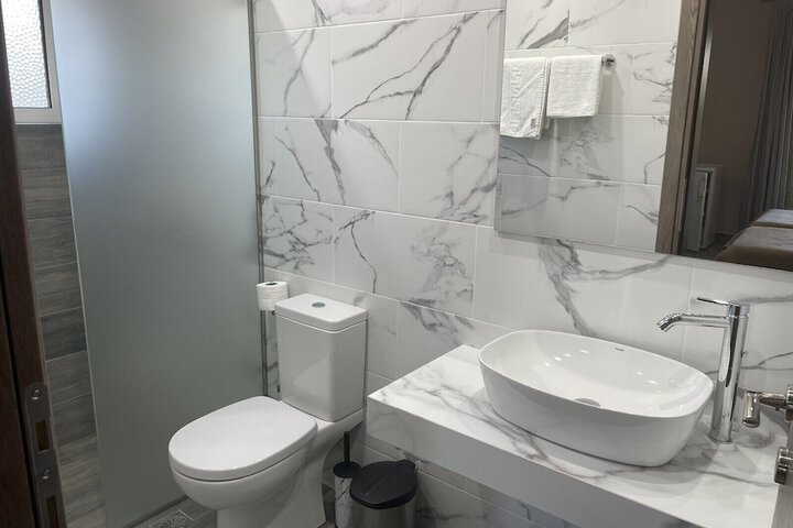 Room 15 of 24