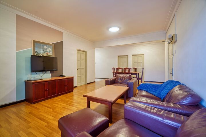 Room 14 of 36