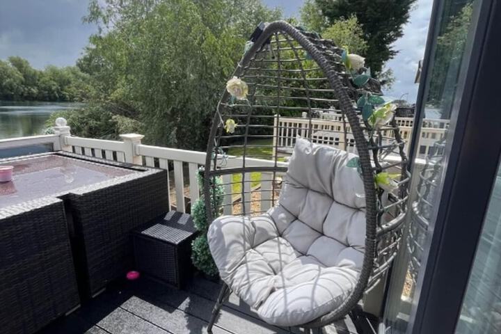 Terrace/Patio 14 of 16