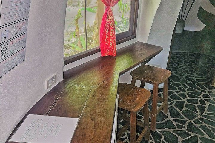 Room 95 of 174