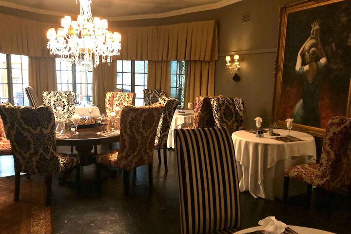 Dining 218 of 275