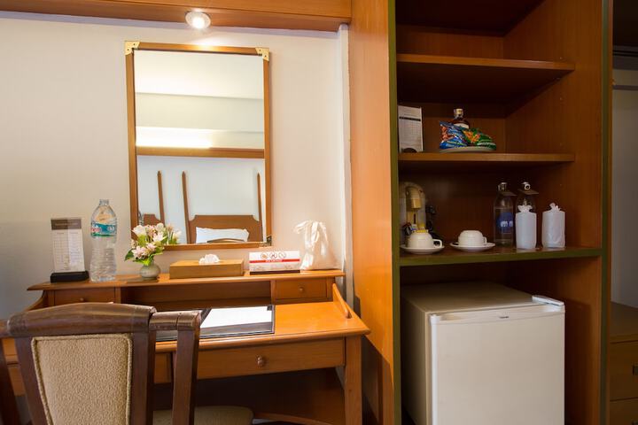 Room 18 of 75