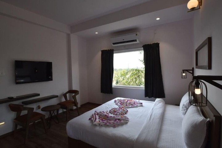 Room 15 of 51