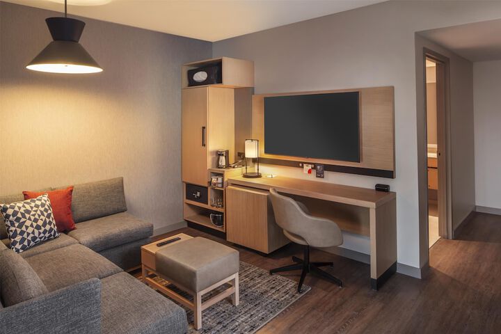 Room 15 of 35