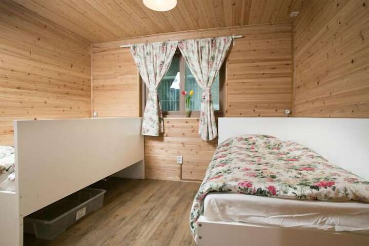 Room 15 of 38