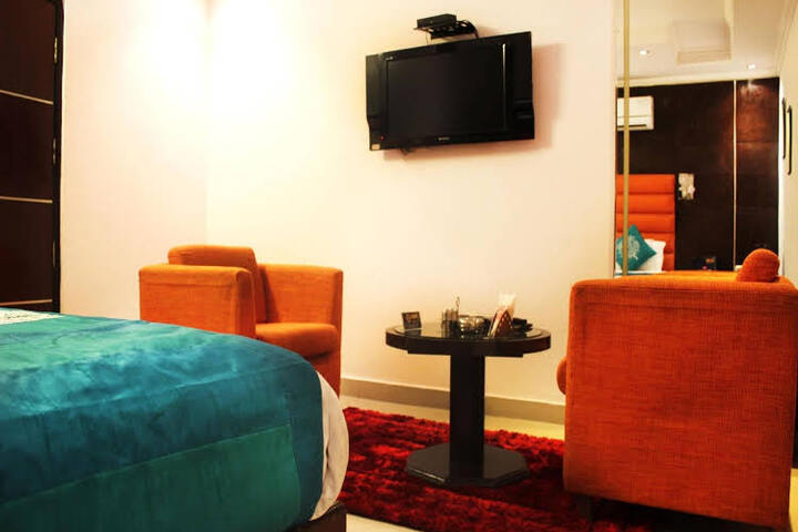 HOTEL RAJMANDIR