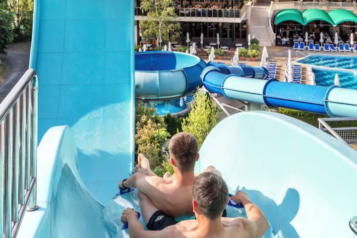 Pool Hotel