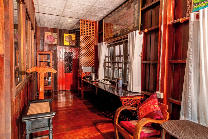 Room 10 of 86