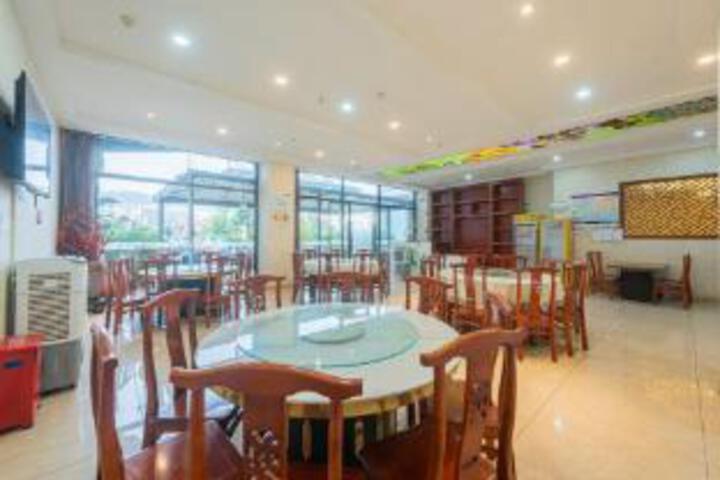 Ruihang Hotel