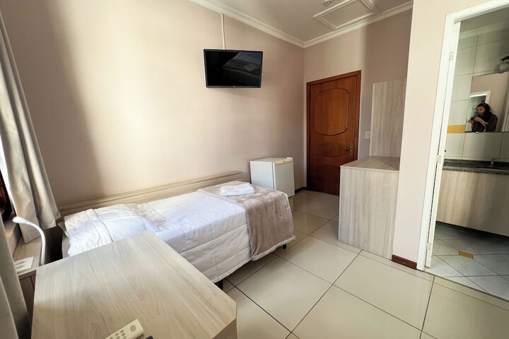 Room 60 of 206