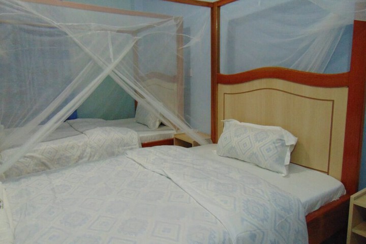 Room 14 of 34