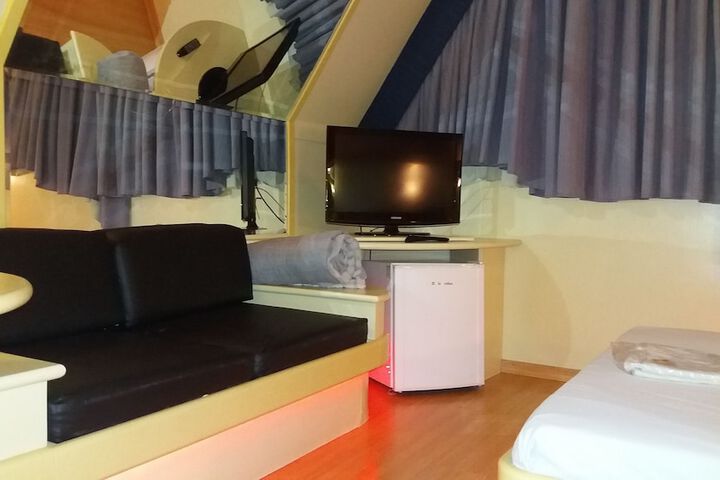 Room 36 of 112