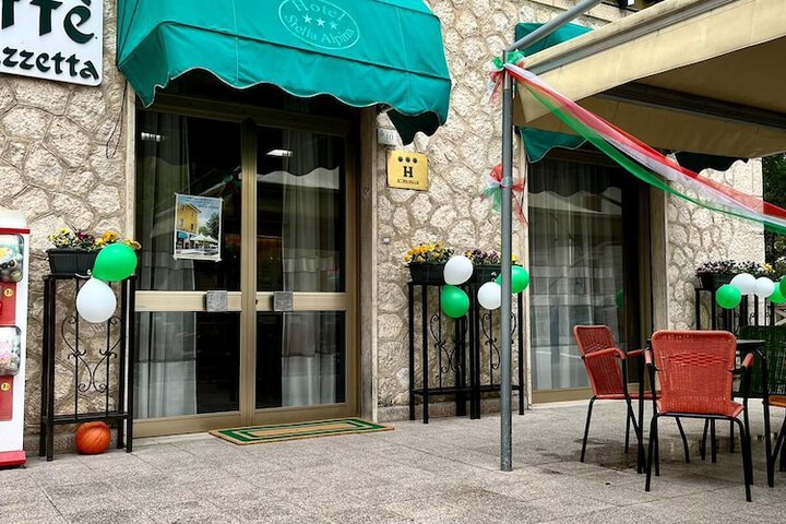 Hotel 16 of 18