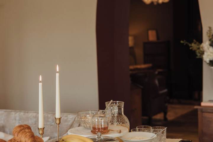 Dining 42 of 53