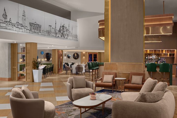 Hotel Interior 4 of 38