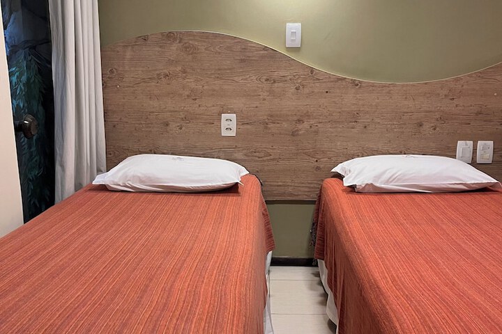 Room 59 of 80