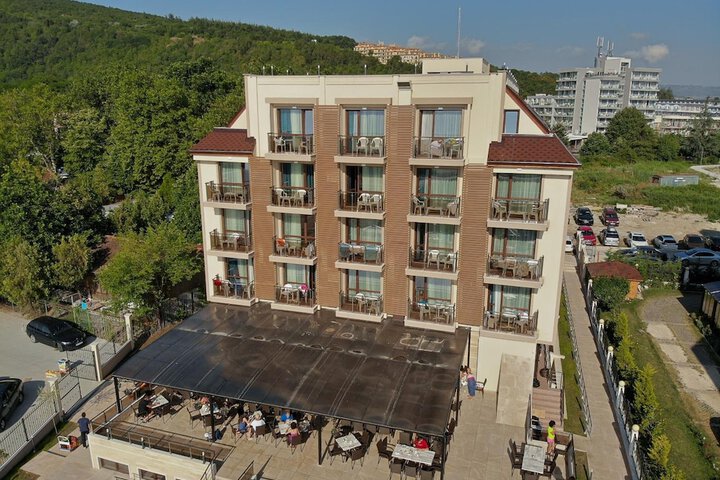Hotel 48 of 51