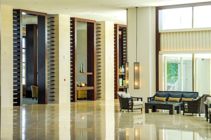 Hotel 2 of 117
