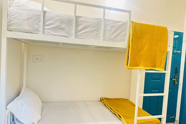 Room 6 of 41