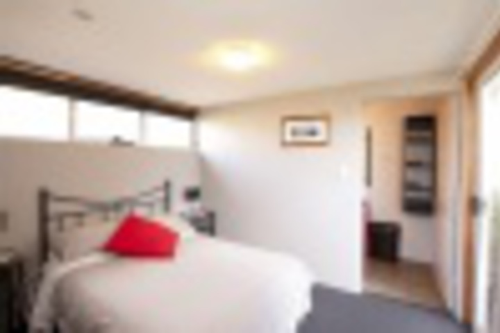 Room 40 of 168