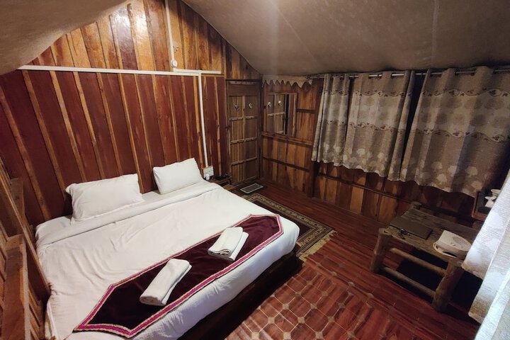 Room 4 of 22